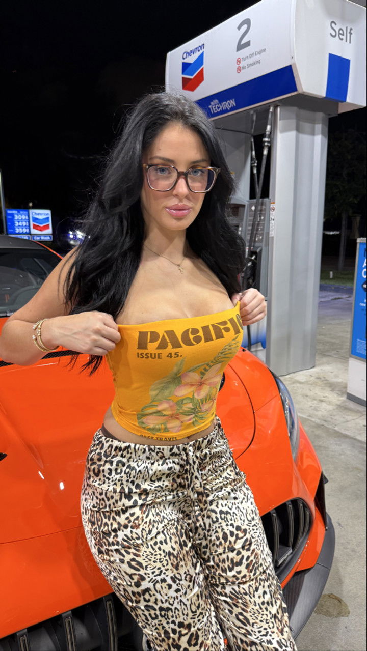 camilla_classy snapchat image archive image