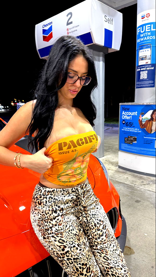 camilla_classy image ~ Altpins