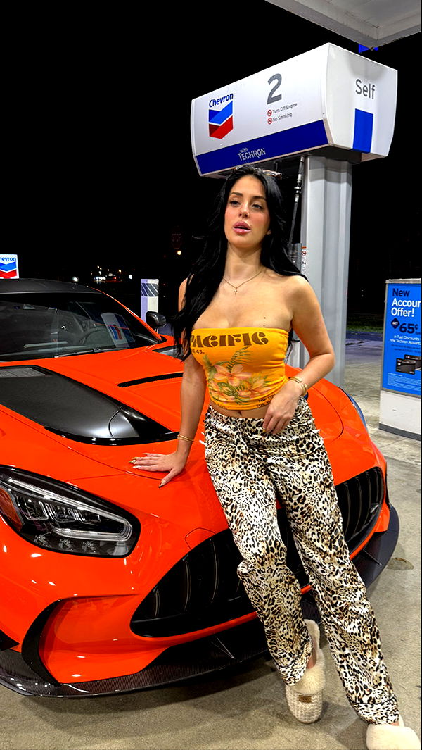 camilla_classy image ~ Altpins