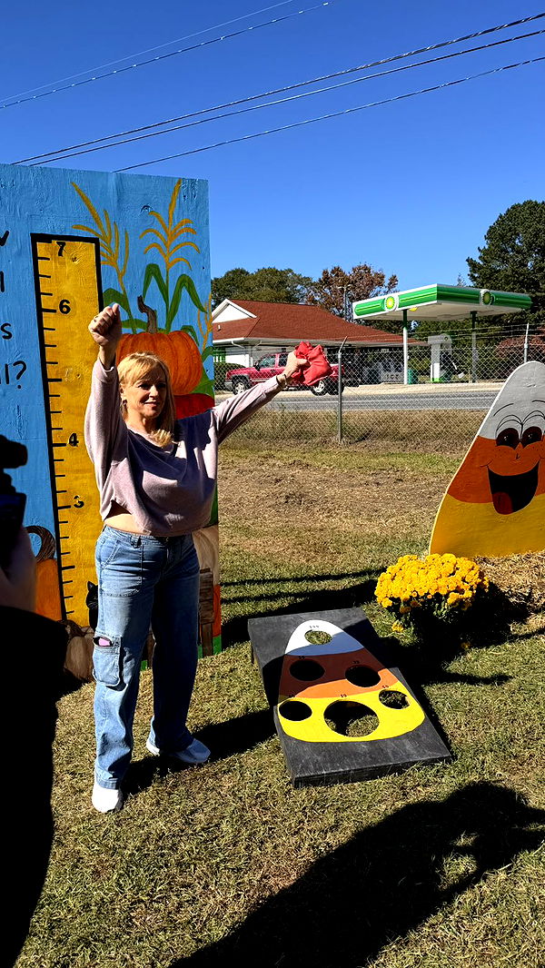 camilla_classy image ~ Altpins