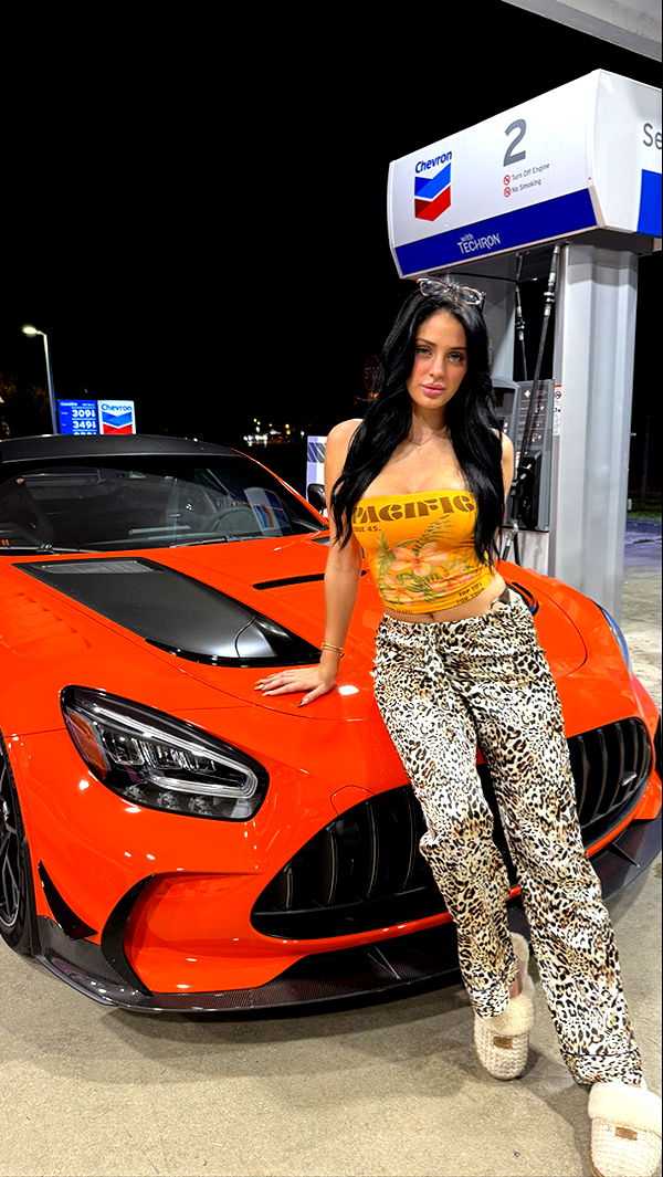 camilla_classy image ~ Altpins