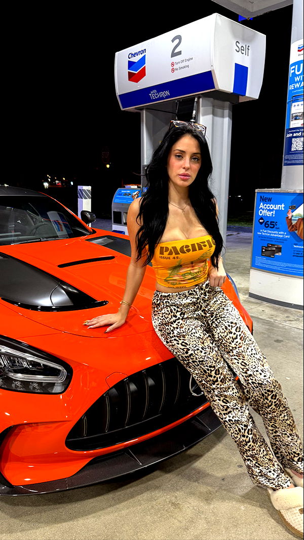 camilla_classy image ~ Altpins