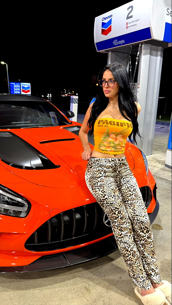 camilla_classy image ~ Altpins