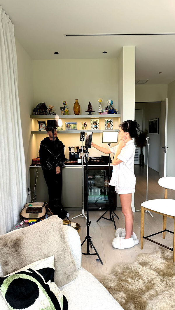 camilla_classy image ~ Altpins