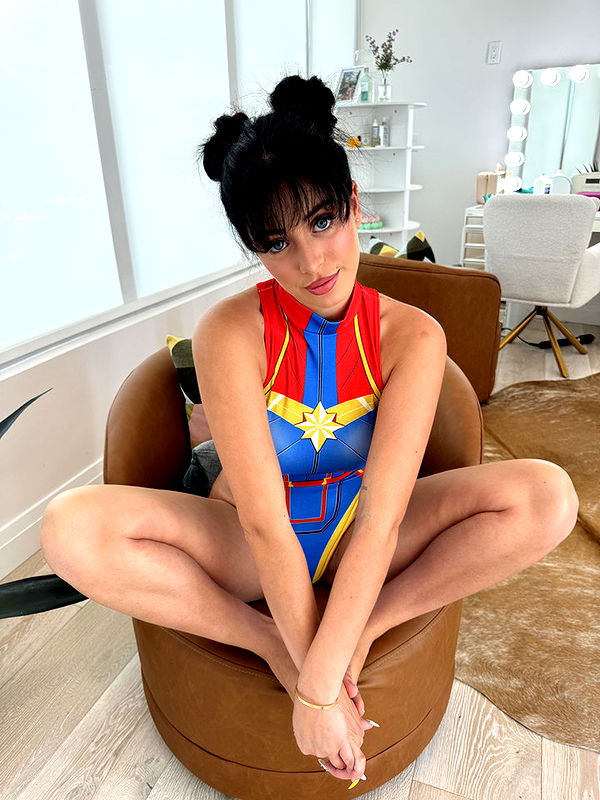 camilla_classy image ~ Altpins