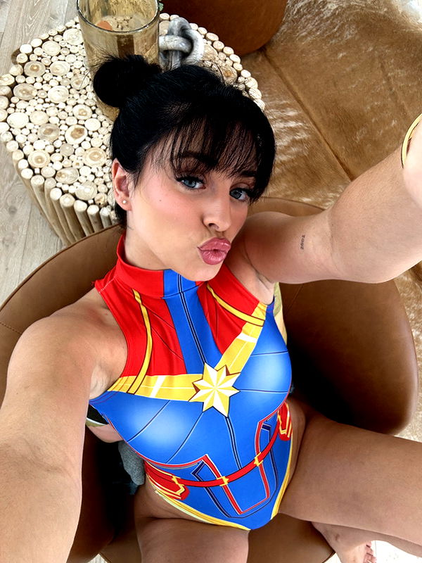 camilla_classy image ~ Altpins