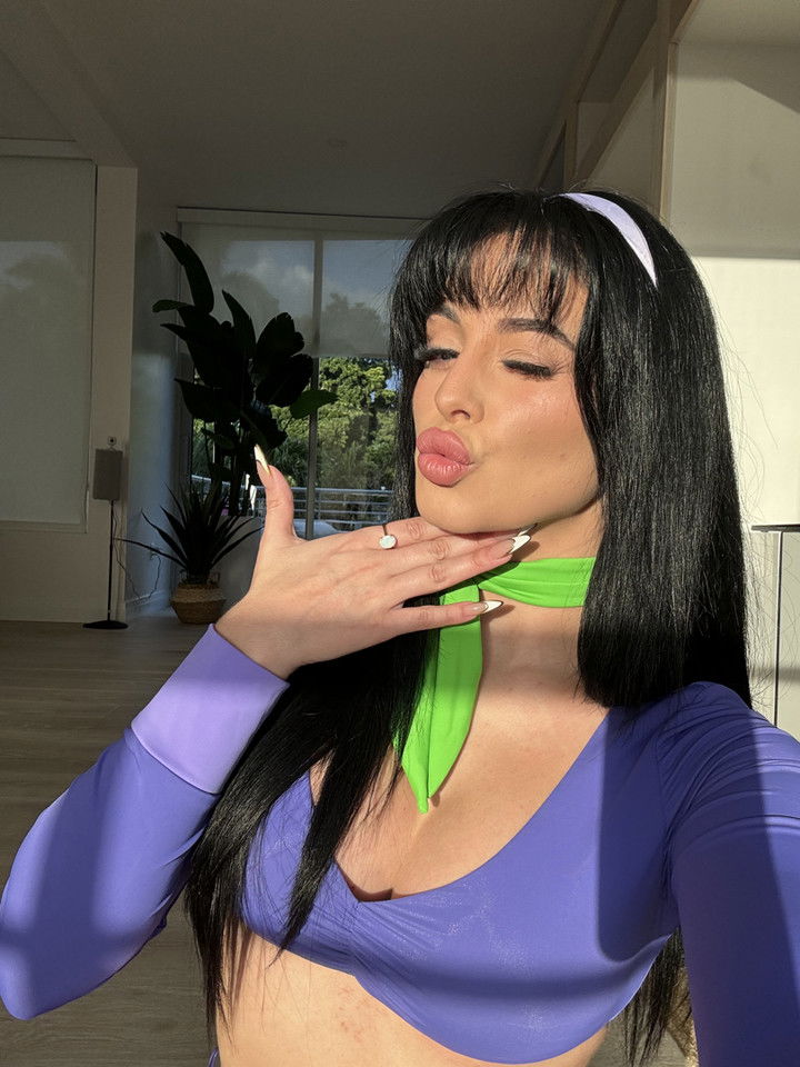 camilla_classy snapchat image archive image