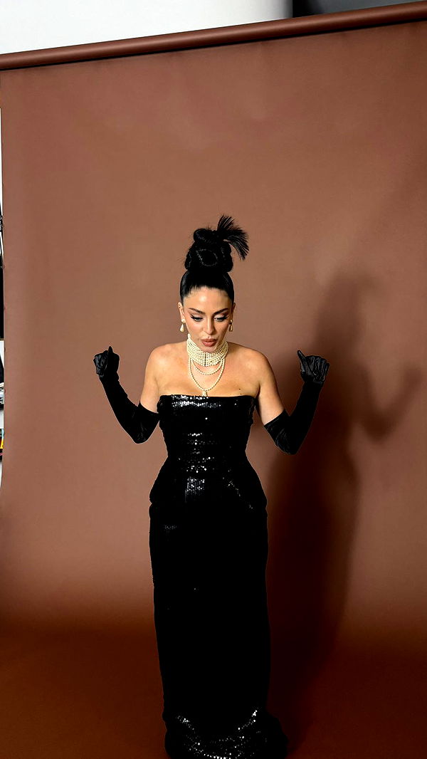 camilla_classy image ~ Altpins