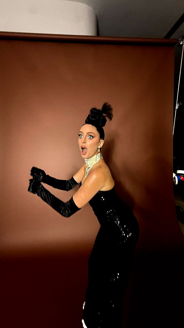 camilla_classy image ~ Altpins