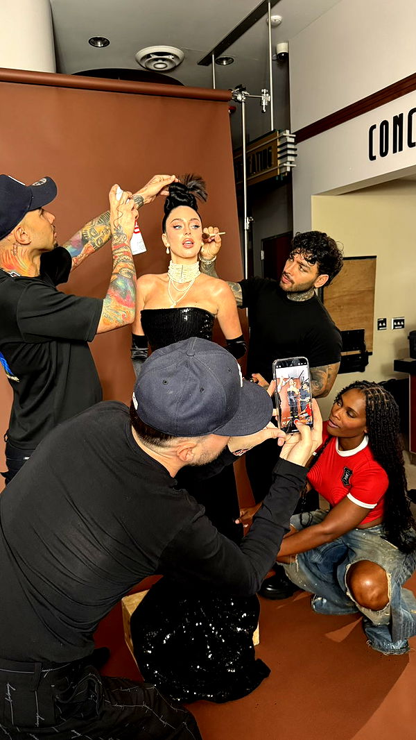 camilla_classy image ~ Altpins