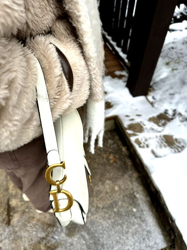 camilla_classy image ~ Altpins