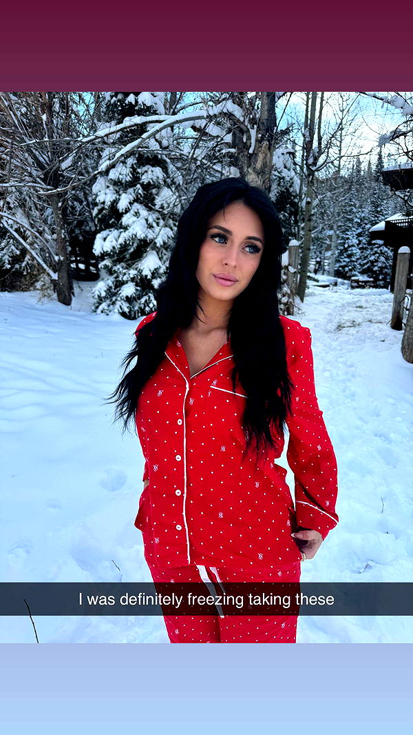 camilla_classy image ~ Altpins