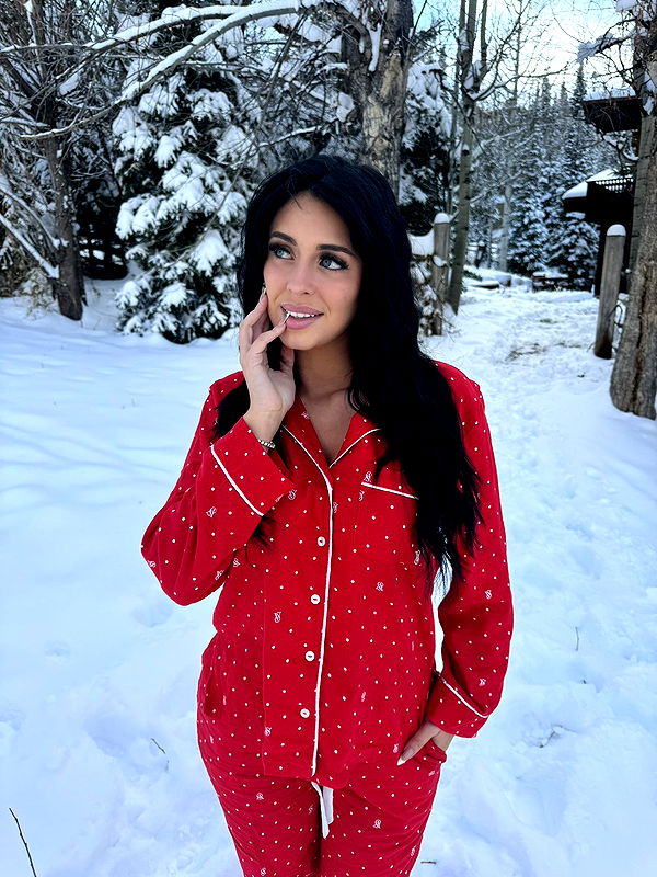 camilla_classy image ~ Altpins