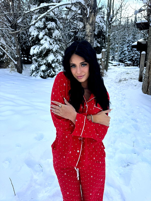 camilla_classy image ~ Altpins