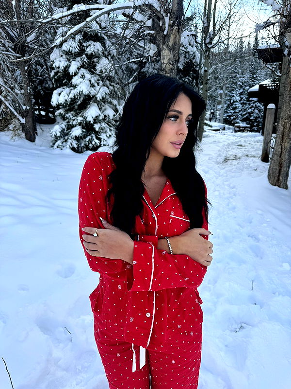 camilla_classy image ~ Altpins