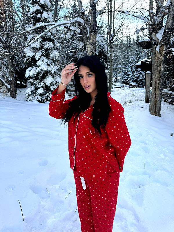 camilla_classy image ~ Altpins