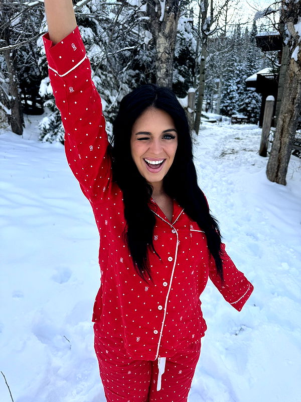 camilla_classy image ~ Altpins