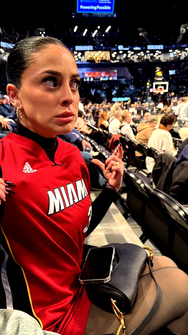 camilla_classy image ~ Altpins