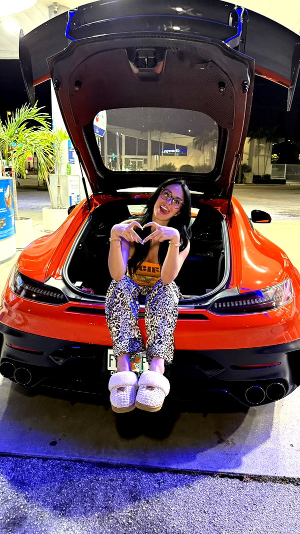 camilla_classy image ~ Altpins