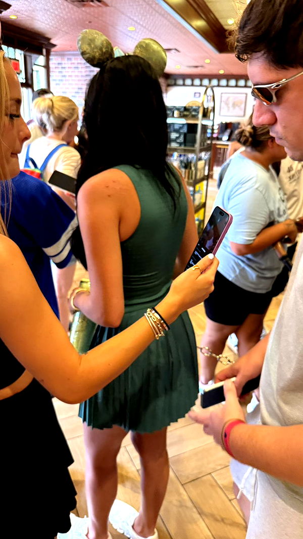 camilla_classy image ~ Altpins