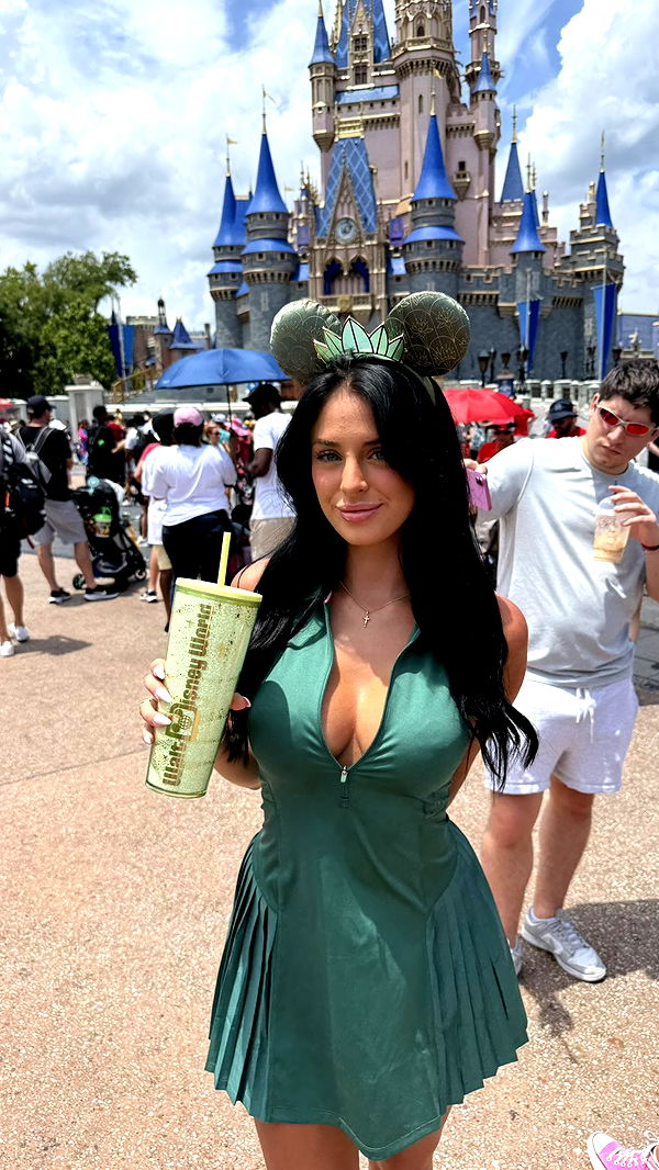 camilla_classy image ~ Altpins