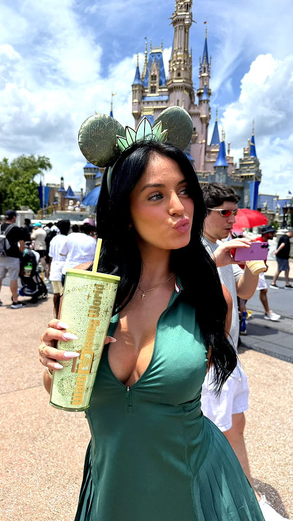 camilla_classy image ~ Altpins