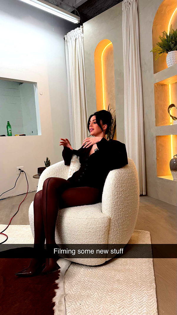 camilla_classy image ~ Altpins