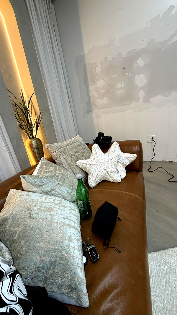 camilla_classy image ~ Altpins