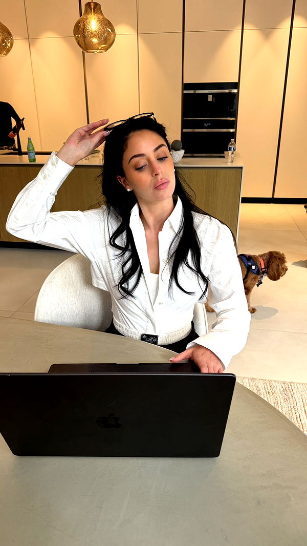 camilla_classy image ~ Altpins