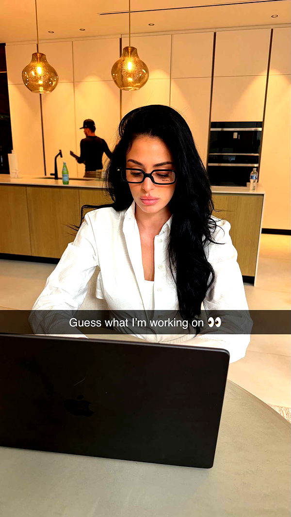 camilla_classy image ~ Altpins