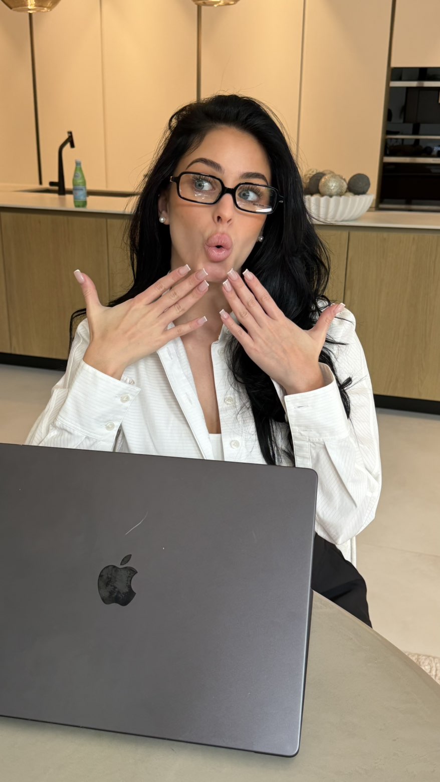 camilla_classy snapchat image archive image