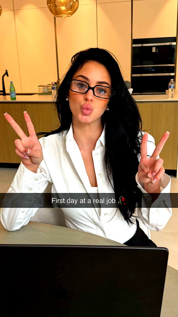 camilla_classy image ~ Altpins