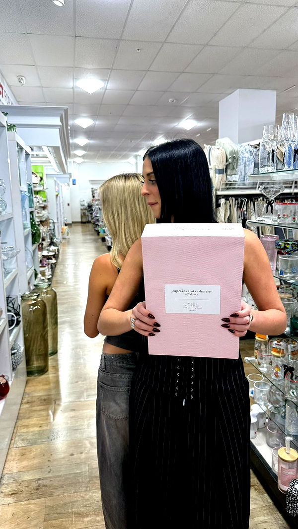 camilla_classy image ~ Altpins