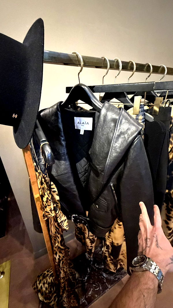 camilla_classy image ~ Altpins