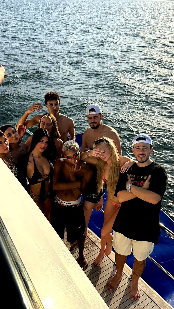 camilla_classy image ~ Altpins