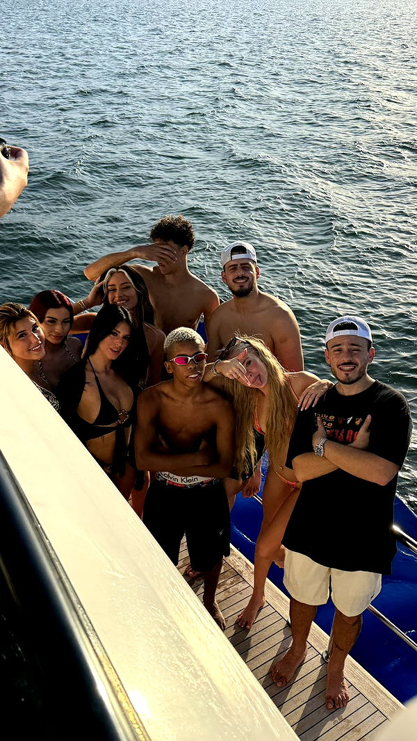 camilla_classy image ~ Altpins