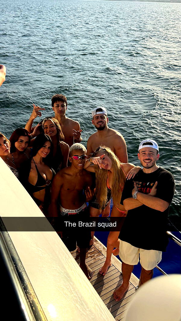 camilla_classy image ~ Altpins