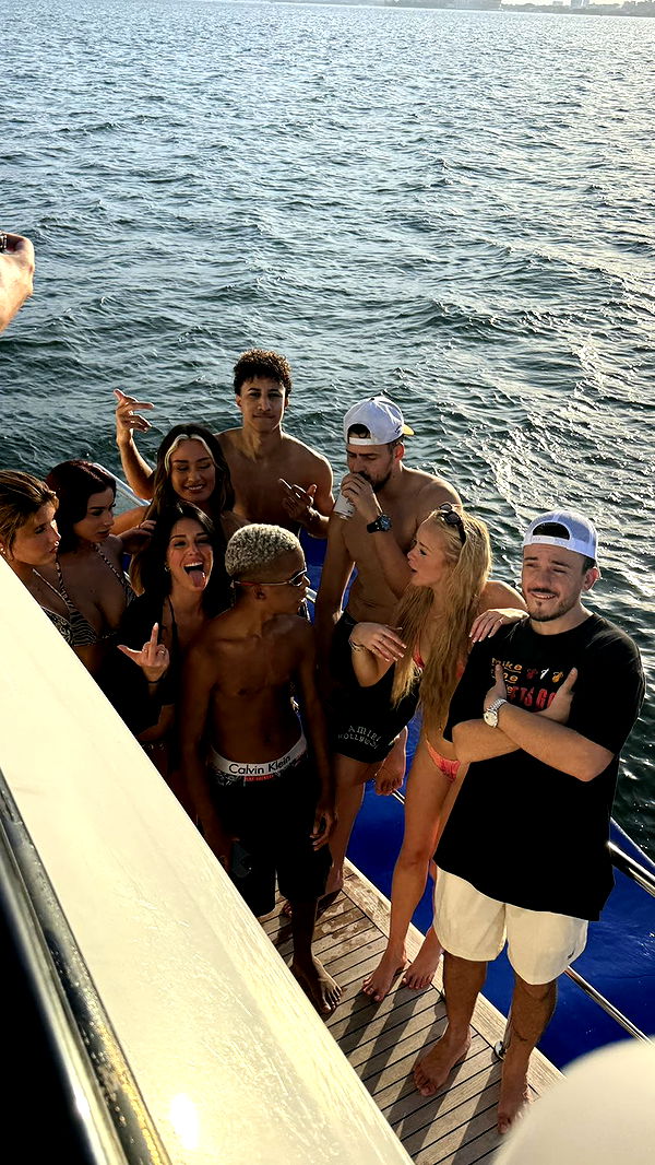 camilla_classy image ~ Altpins