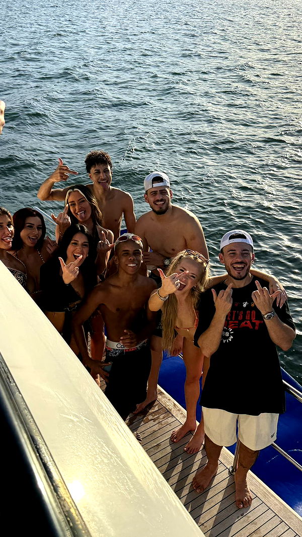 camilla_classy image ~ Altpins