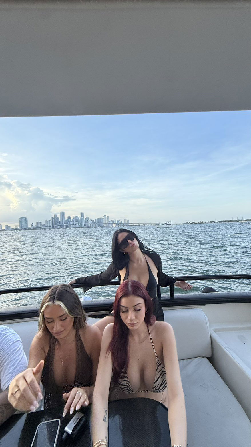 camilla_classy snapchat image archive image