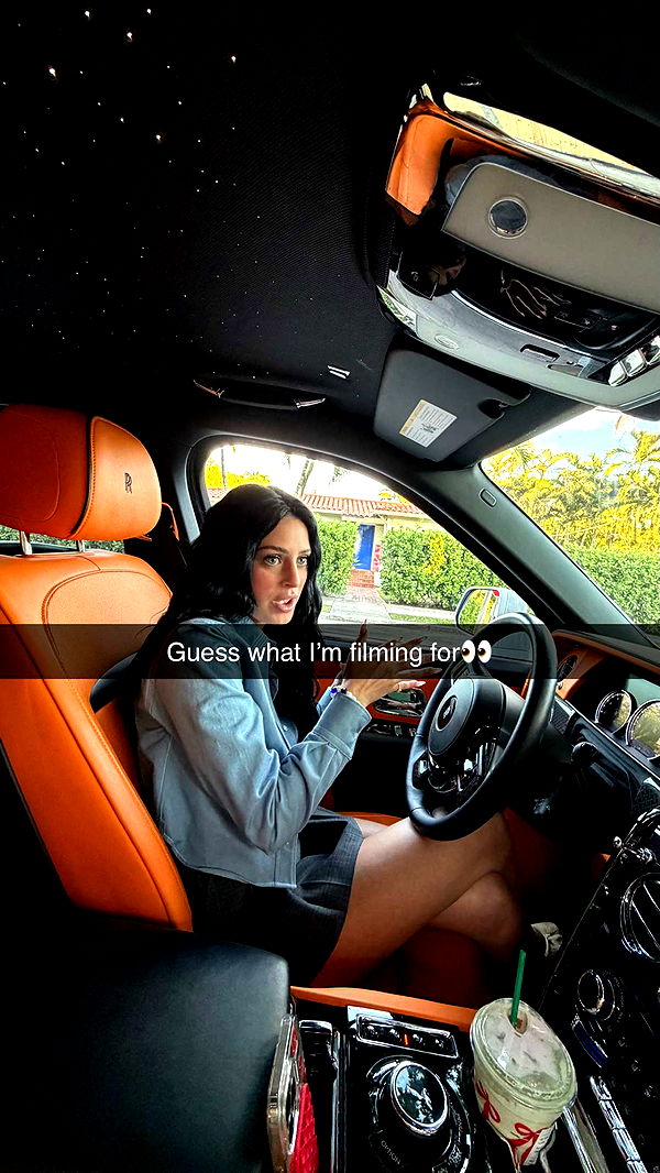 camilla_classy image ~ Altpins