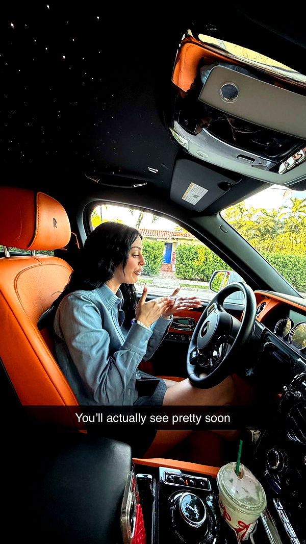 camilla_classy image ~ Altpins