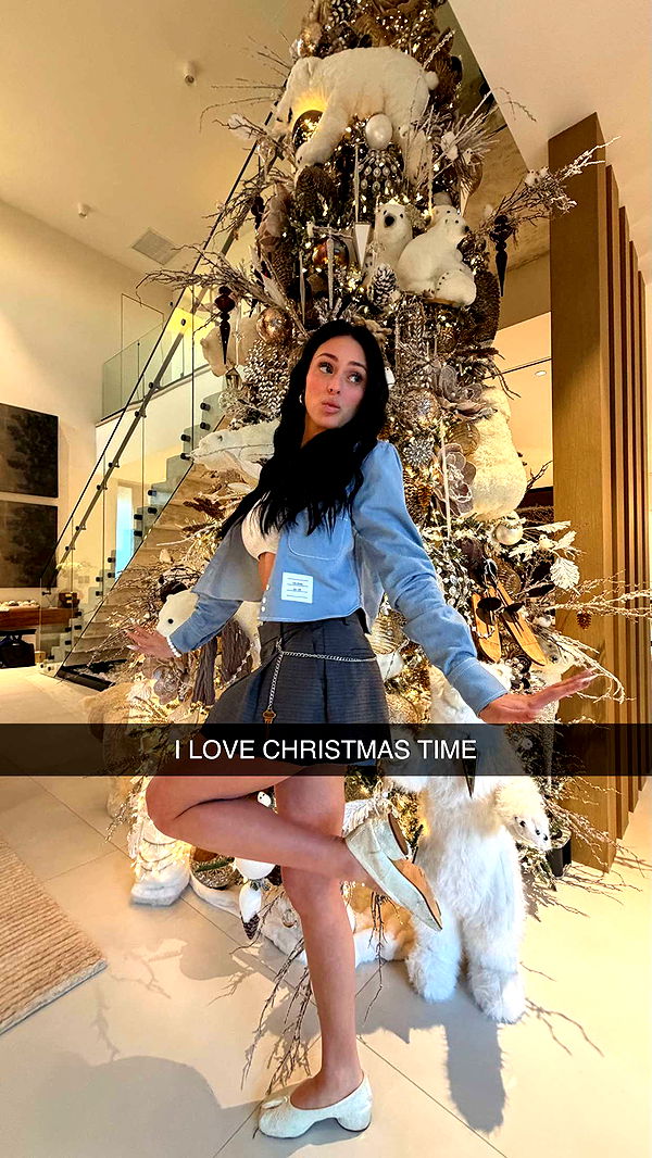 camilla_classy image ~ Altpins