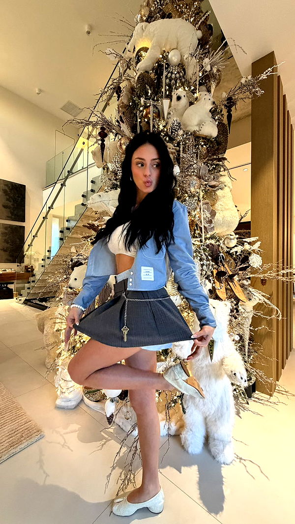 camilla_classy image ~ Altpins