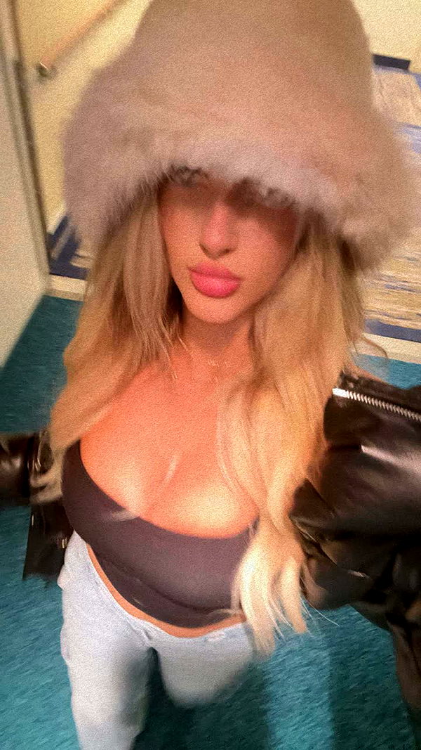 carlyhartxx snapchat image archive image