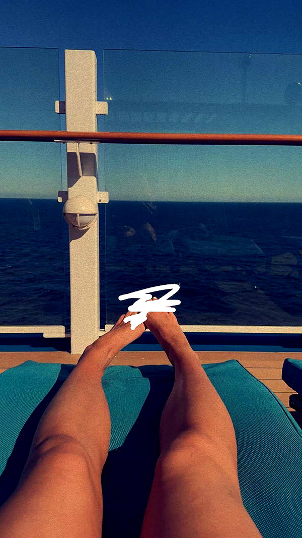 carlyhartxx snapchat image archive image