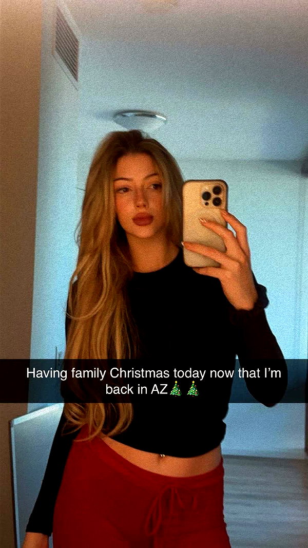 carlyhartxx snapchat image archive image
