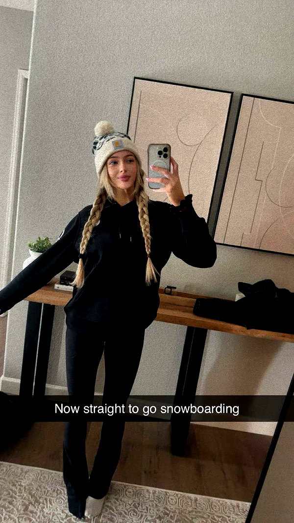 carlyhartxx snapchat image archive image