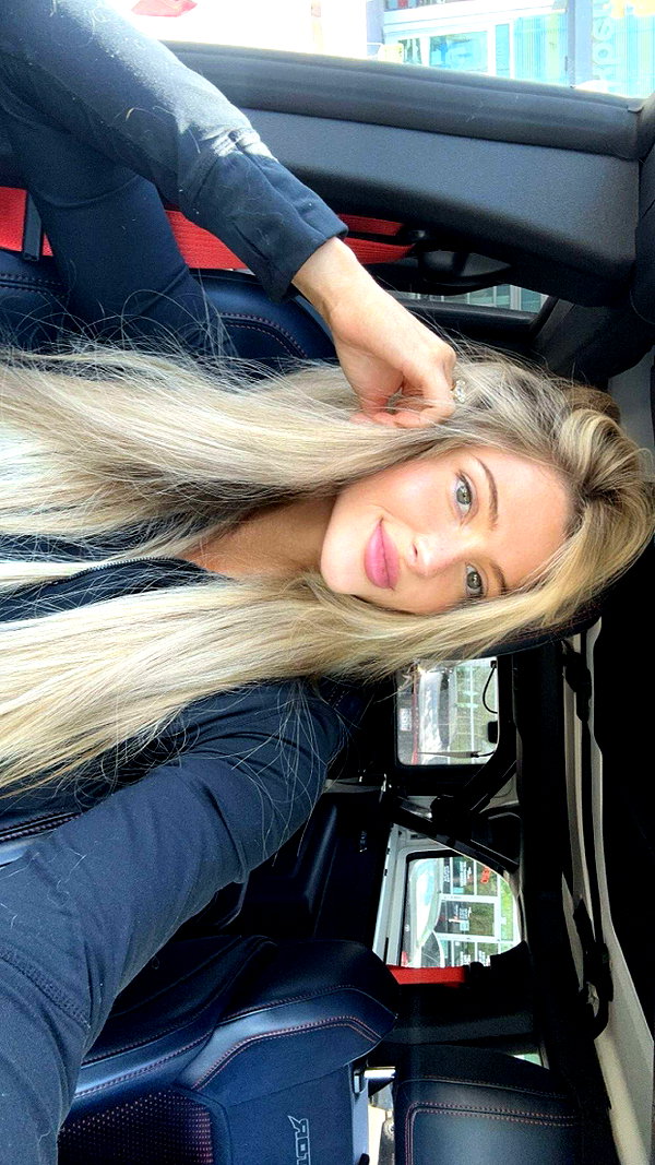 carlyhartxx snapchat image archive image