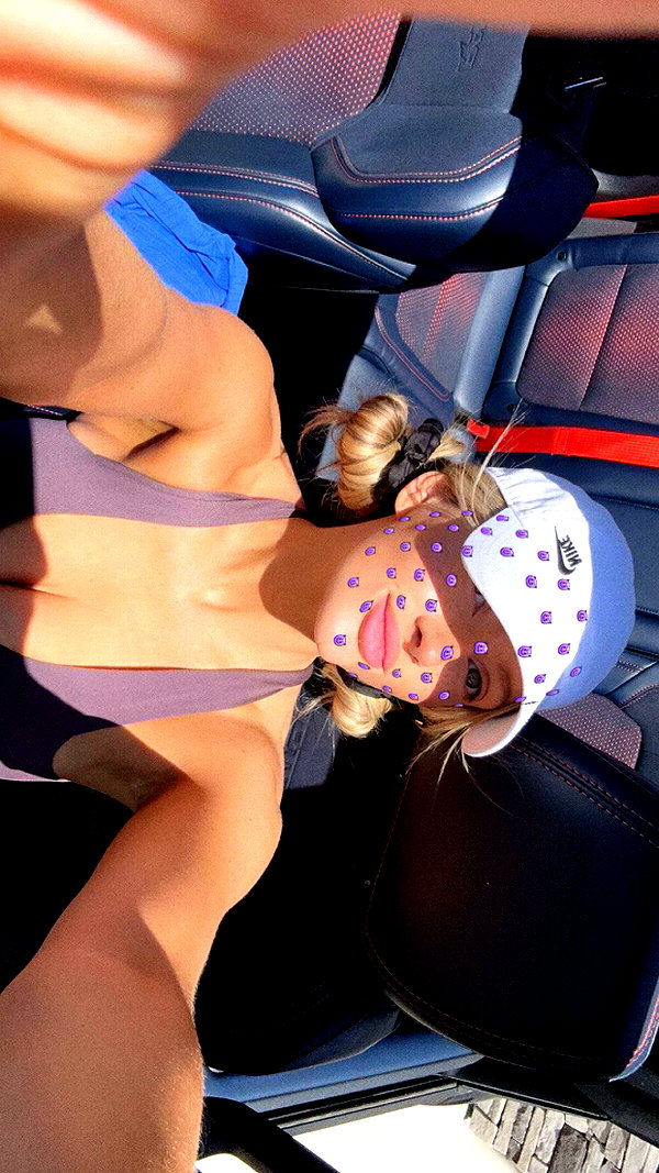 carlyhartxx snapchat image archive image
